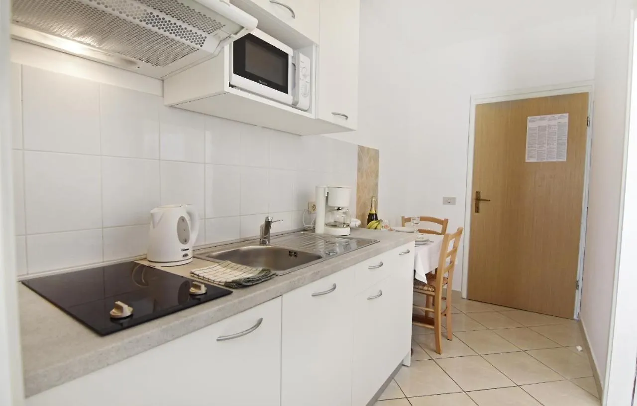 Family Friendly Apartments With A Swimming Pool Valica, Umag - 21926